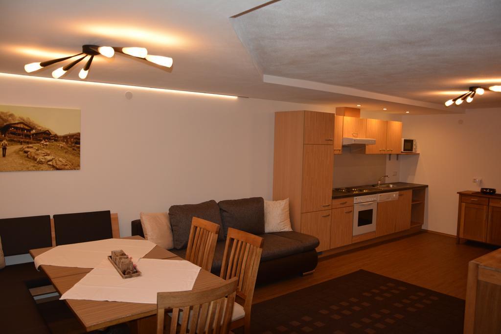 Ferienwohnung Dolomitenheim Ausservillgraten Exterior photo